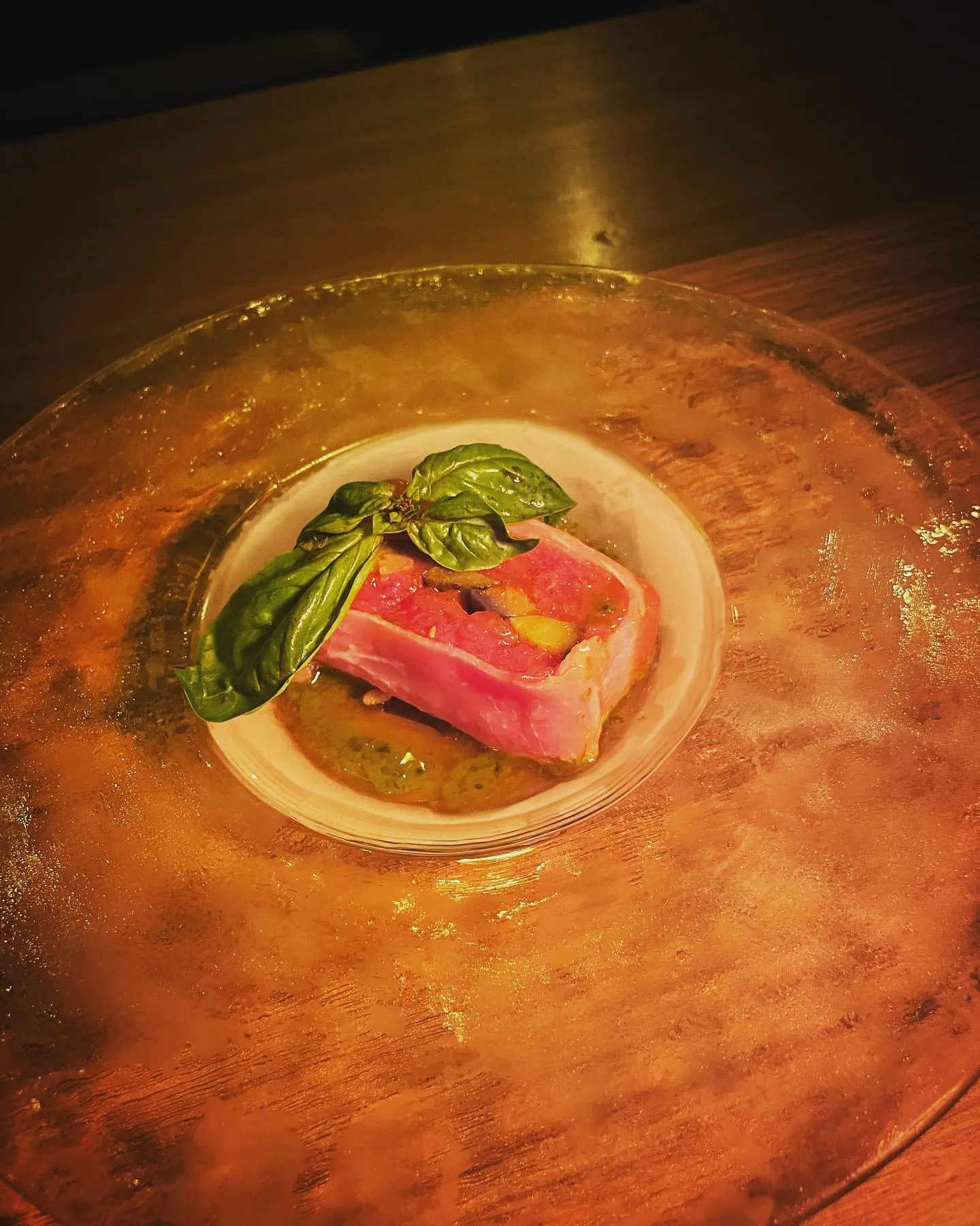 生ハムで巻いたトマトとナスのテリーヌ